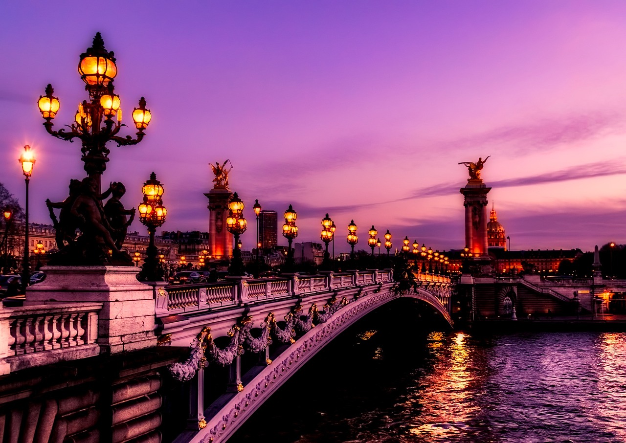 paris france bridge - best things to do