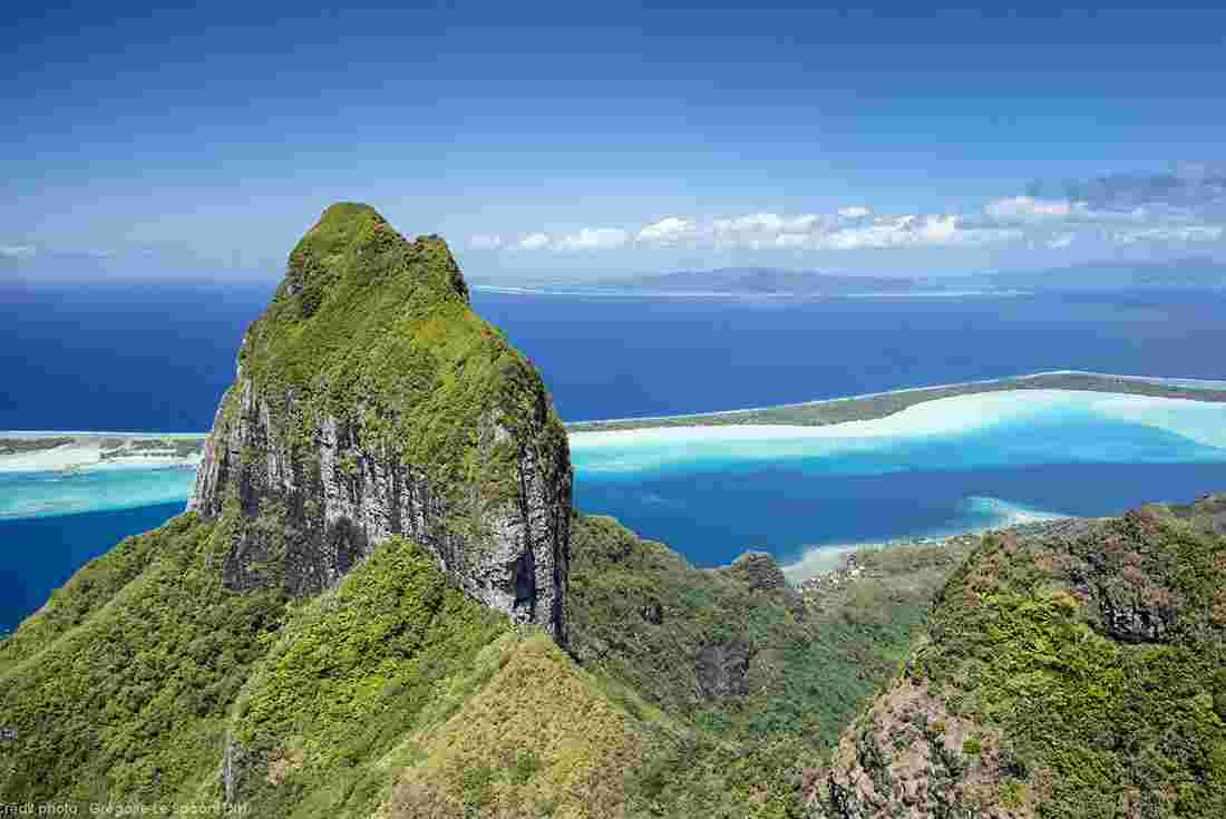 Tahiti & French Polynesian Sailing 2024 - ADVENTURING FOR LIFE